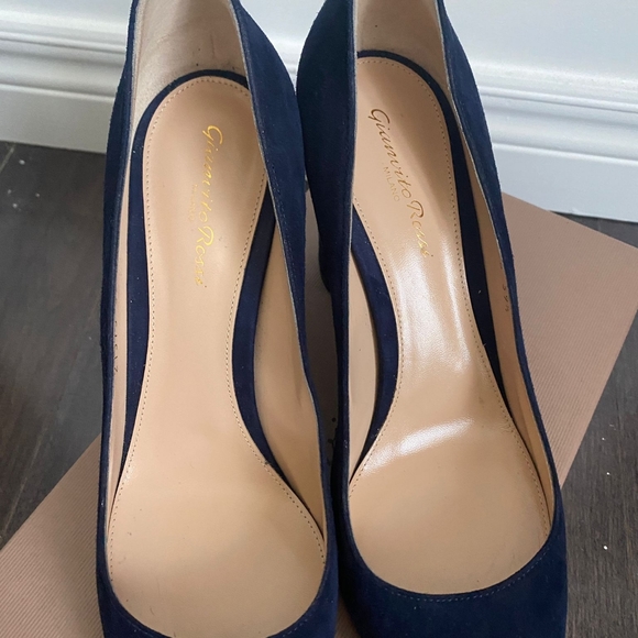 Gianvito Rossi Piper 85 Blue Suede Block Heels - Picture 6 of 8